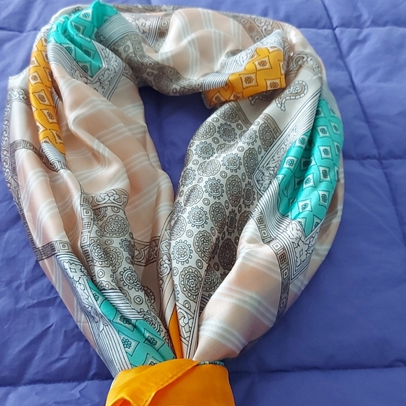 NWOT Gerard Pasquier Scarf-Wrap - Picture 6 of 8